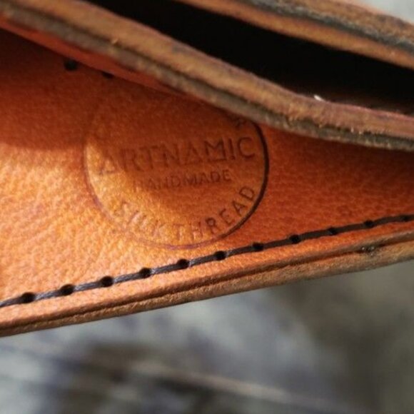 Vintage Style Artnamics Camel Leather Wallet - Picture 5 of 11